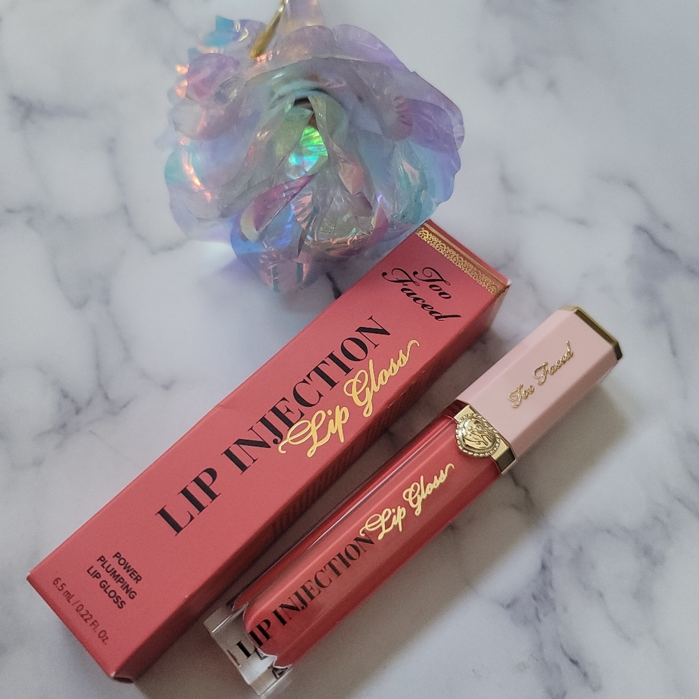 Too Faced Lip Injection Lip Gloss